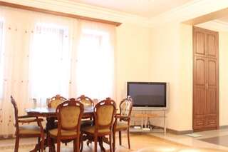 Виллы Luxury Villa With Nice Patio and Swimming Pool Ереван Вилла-80